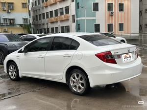 Voiture d'occasion à exporter vers l'Afrique : <span class=keywords><strong>Honda</strong></span> <span class=keywords><strong>Civic</strong></span> 2012 1.8L Automatique, Conduite à Gauche, Essence, Toit Ouvrant, Économe en Carburant, Faible Taux de Défaillance - Product Image 3