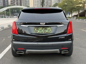 <span class=keywords><strong>Cadillac</strong></span> <span class=keywords><strong>XT5</strong></span> 25T Luxury SUV 2018, toit ouvrant panoramique, sièges en cuir, hayon électrique, conduite à gauche, phares à LED, écran tactile - Product Image 3