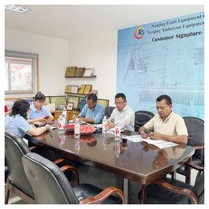 Accessori per attrezzature per macellazione Eruis trasportatore per impianto di medicazione per polli tipo chiuso macchina per scottare le carcasse - Product Image 3