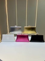 Trendy Pu Deri Debriyaj Çanta Kadın Çok Yönlü Akşam Çanta Metal Klip Deri Çanta Zincir Crossbody Çanta Ziyafet Küçük Çanta