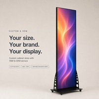 Afficheur LED d'intérieur P2.5 sur pied, écran publicitaire numérique ultra-large HDR10+ avec luminosité de 600-800 cd/m² pour