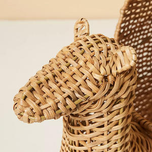Venta al por mayor cesta de mimbre artesanía jirafa en forma de organizador de almacenamiento tejido a mano respetuoso con el medio ambiente contenedor de diseño de animales - Product Image 6