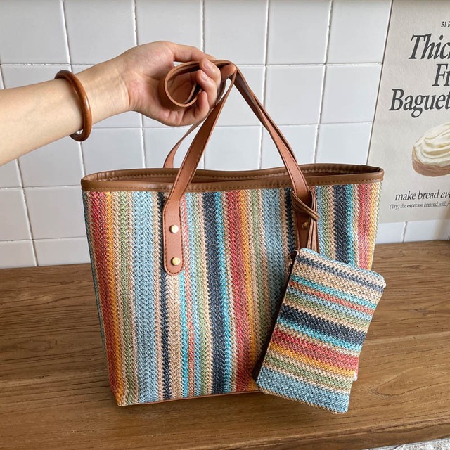 Fashion Retro Striped Woven Crossbody Bag Niche Design Vacation Travel Women's Bag Solid Color Zipper Opening Bag for Girl