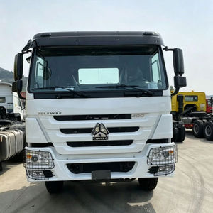 <span class=keywords><strong>Camion</strong></span> <span class=keywords><strong>tracteur</strong></span> Sinotruk Howo 7 6x4 avec moteur Weichai pour le transport de marchandises lourdes et la logistique - Product Image 2