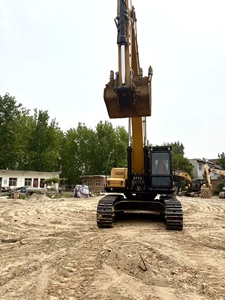 Excavatrice d'occasion Sany SY550HD 55T à faible consommation de carburant, économique, avec brise-roche et accessoire de pouce certifié CE - Product Image 4