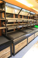 Specialist in verse producten, Fresh Food Island, anti-corrosie afwerking, Farm-to-Table bistro, monstervalidatie, mobiele productenkar