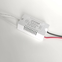 Feuerfester Mini-LED-Treiber DC12V 24W Einzelkonstantspannung Innenstreifen-Schaltnetzteil