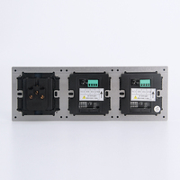 Inicio/Hotel/Oficina 90MM Tipo Reino Unido PC estándar Plástico 3-Interruptor de botón grande de color gris conectado y enchufe universal