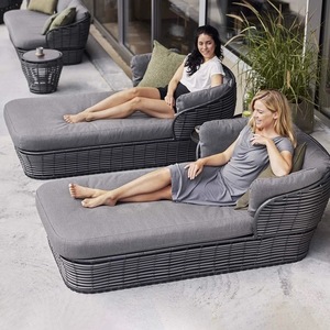 Tumbona para Exteriores, Muebles de Jardín, Sillas de Ratán PE, Tumbona de Playa, Tumbona Impermeable para Jardín - Product Image 1