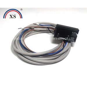 Capteur de proximité inductif Sm72 Sm102 61.110.167101 à borne à vis non blindée, corps en PBT pour presse d'impression - Product Image 2