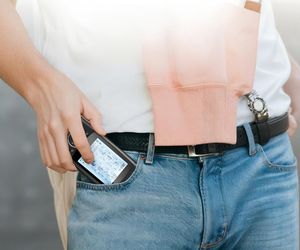 Layar besar TENS Unit Senior bantuan terapi fisik dengan antarmuka intuitif kontrol sederhana untuk menghilangkan nyeri tubuh mudah digunakan - Product Image 4