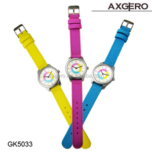 Système de bracelet de <span class=keywords><strong>montre</strong></span> en nylon noir personnalisé montres à quartz résistantes à l'eau 5 ATM <span class=keywords><strong>pour</strong></span> hommes boîtier en acier inoxydable <span class=keywords><strong>montre</strong></span> à énergie <span class=keywords><strong>solaire</strong></span> - Product Image 4