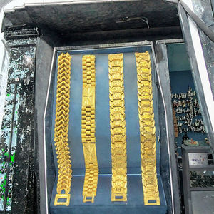 Vòng tay dây đồng hồ mạ vàng 24k cao cấp, thiết kế rộng, cá nhân hóa, quà cưới sang trọng dành cho nam - Product Image 3