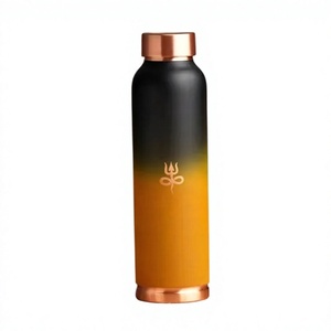 Botella de Agua Moderna con Degradado de Cobre y Diseño de Trishul, Termo Portátil de Viaje - Product Image 1