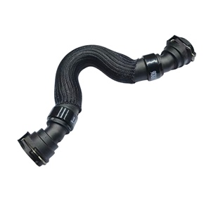 9824261780 YL01555380 Piezas de Automóvil Manguera del Radiador del Tanque de Agua para Peugeot 2008 208 <span class=keywords><strong>Citroen</strong></span> C4X <span class=keywords><strong>DS3</strong></span> - Product Image 1
