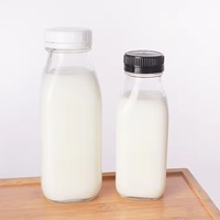 Bouteille en verre carrée de 500 ml/1000 ml avec bouchon à vis pour l'emballage du vin, des spiritueux neutres et de la tequila, sérigraphiée et estampillée à l'or
