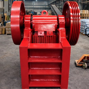 เครื่องบดกราม PE250x400 กำลัง 25 แรงม้า เครื่องยนต์ดีเซล สำหรับบดหินและแร่ 5-20 ตันต่อชั่วโมง สำหรับเหมืองหินในแอฟริกา - Product Image 1