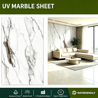Feuille de marbre PVC haute brillance, imperméable, résistante aux taches et aux UV pour la décoration murale de cuisine et de salle de bain
