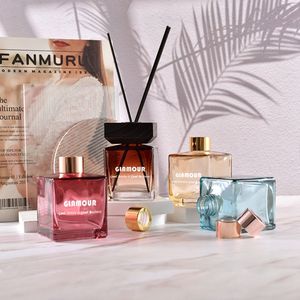 <span class=keywords><strong>Ambientador</strong></span> de aceite esencial Premium color personalizado de lujo con fragancia para el hogar botella difusora de láminas de <span class=keywords><strong>perfume</strong></span> de 200ml con tapa de madera para hotel - Product Image 1