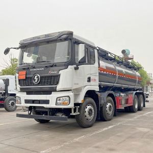 Camión Cisterna Shacman de 20000L para Transporte de Productos Químicos Peligrosos, Vehículo para Materiales Peligrosos, Camión Cisterna Industrial para Químicos - Product Image 2