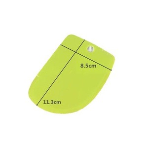 <b>Baking</b> Scraper <b>Set</b> 3 Pieces Plastic Rectangle Reusable Cake Tools 8cm x 11.5cm - Product Image 5