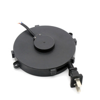 Enrouleur de câble rétractable Mella Easy Pulling 1,5 m à ressort avec extrémité femelle IEC 110V-250V 6-10A pour appareils électroménagers
