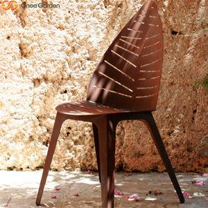 Chaise en acier Corten à nervures creuses, résistante à la rouille, moderne, empilable, certifiée CE, pour jardin, café, école, espace public - Product Image 4