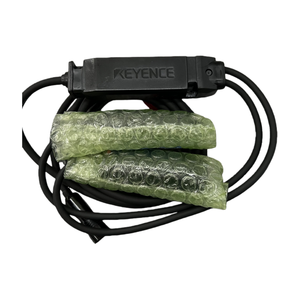 Capteur de débit de type pince KEYENCE FD-XS8, débit nominal de 8 L par minute, avec garantie d'un an - Product Image 2