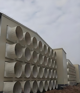 Structure de portique résistante à la corrosion pour bâtiment avicole - Système de litière profonde avec abreuvoirs à tétine et ventilateurs d'extraction - Product Image 5