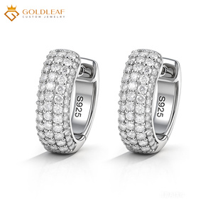 Pendientes de Aro Redondos de Plata de Ley S925 con Diamantes de Moissanita y Hoja de Oro, Joyería Moderna Fina Personalizada para Mujer - Product Image 1