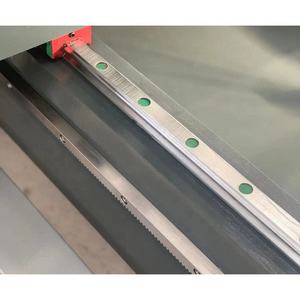 Sierra CNC Motorizada de Doble Cabezal de 500 mm con Control PLC de Alta Precisión para Corte de Aluminio - Product Image 4