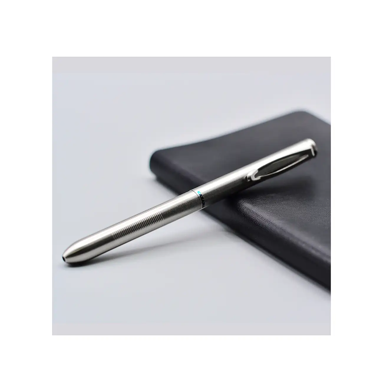 Japonés Venta caliente de alta calidad importación diseño bolígrafo en stock
