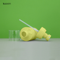 Bouteilles de pompe de pulvérisation de brouillard fin en forme de capsule cosmétique écologique pour animaux de compagnie de 120ml