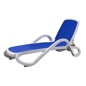 Chaise de <span class=keywords><strong>plage</strong></span> en plastique design moderne pour les loisirs en plein air hôtel <span class=keywords><strong>piscine</strong></span> chaise longue cour lit pliant chaise en maille points pittoresques - Product Image 1