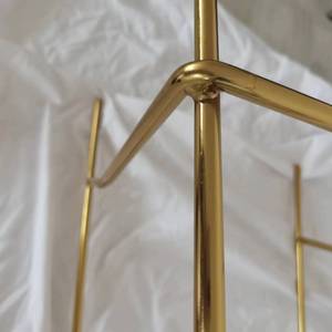 شبكة كوتيل لوسي حديثة قابلة للتكديس ، إطار معدني ذهبي مصنوع يدويًا ، بارستول على طاولة عالية للمناسبات - Product Image 6