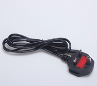 Cordon d'alimentation britannique en PVC de 1,5 m avec prise IEC-60320 C7, à trois broches, avec fusible, vente en gros