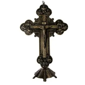 Phụ kiện tôn giáo kim loại Jesus qua bức tượng, Christian qua, đứng crucifix