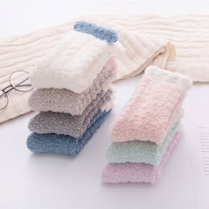 Оптовая продажа, замшевые плюшевые напольные туфли, мягкие теплые носки, тапочки, домашние тапочки, зимние тапочки размера - Product Image 4