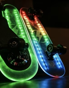 สเก็ตบอร์ดไฟฟ้าพร้อมไฟ LED ธีมอวกาศ แผ่นไม้เมเปิ้ล ลูกปืน ABEC-7 สำหรับกิจกรรมกลางแจ้ง ใช้ได้กับผู้ใหญ่ - Product Image 3