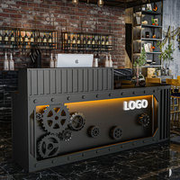 Comptoir de bar industriel personnalisé avec logo, comptoir de réception avec décoration à thème d'engrenages mécaniques, table de réception pour club