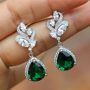 Orecchini a Goccia a Forma di Pera per Donne, Accessori per Orecchie Semplici e alla Moda per Uso Quotidiano - Product Image 6