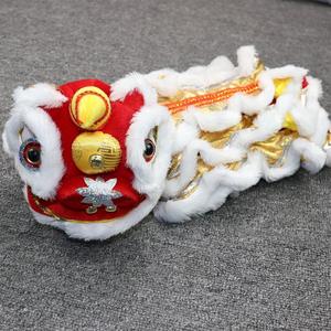Douyin Chinesischer Löwentanz-Stil Winter Hunde- & Katzenkleidung Teddy Corgi Neujahrs-Haustierbekleidung Großhandel - Product Image 2