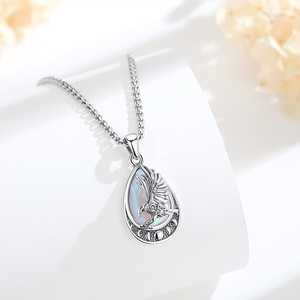 Collana con Pendente a Goccia Placcato Oro 18K, Fasi Lunari Celtiche con Corvo, Pietra <span class=keywords><strong>di</strong></span> <span class=keywords><strong>Luna</strong></span>, Amuleto Spirituale Vichingo, Gioiello Regalo - Product Image 4