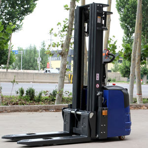 Apilador Portátil de Fábrica China, Apilador <span class=keywords><strong>Manual</strong></span> Autocargable de 1.5 Toneladas y 2 Toneladas, Máquina Apiladora Eléctrica de Techo - Product Image 6