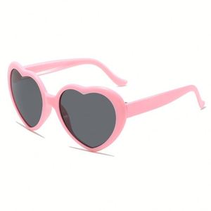 Colorful PC Lightweight Fashion Party Beach Travel UV Protection Trendy Photo Props <b>Heart</b> Shape Sunglasses - Product Image 4
