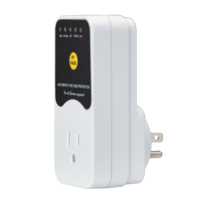 Commutateur de tension automatique 220V sous et au-dessus de tension avec protection contre les surtensions prise universelle intérieure et prise USA