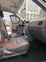 JAC V7 d'occasion 2018, 5 places, blanc, sièges en cuir, boîte automatique 6 vitesses, caméra 360°, prix abordables, ventes en gros, expédié de Chine