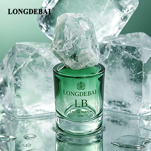 Botella <span class=keywords><strong>de</strong></span> Perfume <span class=keywords><strong>de</strong></span> Lujo Personalizada con Certificación CE 2026, 30ml 50ml 100ml, Botella <span class=keywords><strong>de</strong></span> Vidrio Redonda Verde Vacía con Pulverizador y Tapa <span class=keywords><strong>de</strong></span> Jade - Product Image 3