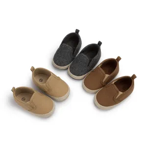 Chaussures de marche pour bébés d'intérieur de style tendance Tissus tissés Chaussures pour tout-petits antidérapantes à semelle souple pour bébés