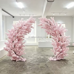 NINI Nuovo Arrivo Arco Floreale Artificiale Fatto a Mano in Seta Bianca e Rosa per Decorazioni Nuziali da Esterno e Interno - Product Image 2